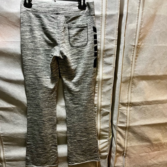 Pink VS boyfriend sweatpants - Picture 2 of 14